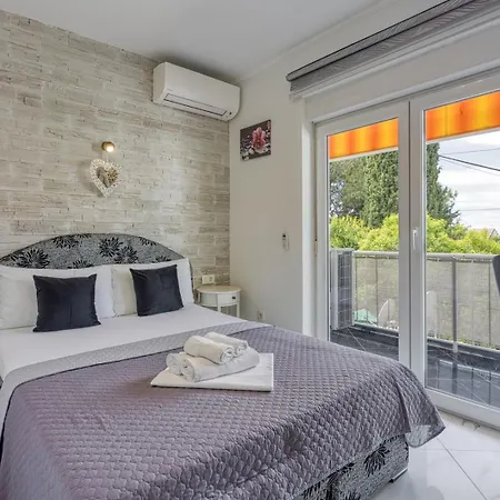 Πανσιόν Stipe Πόρετς