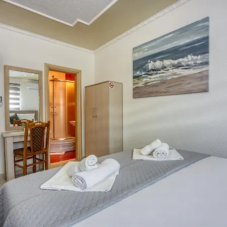 Πανσιόν Stipe 3*