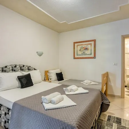 Stipe Maison d'hôtes 3*
